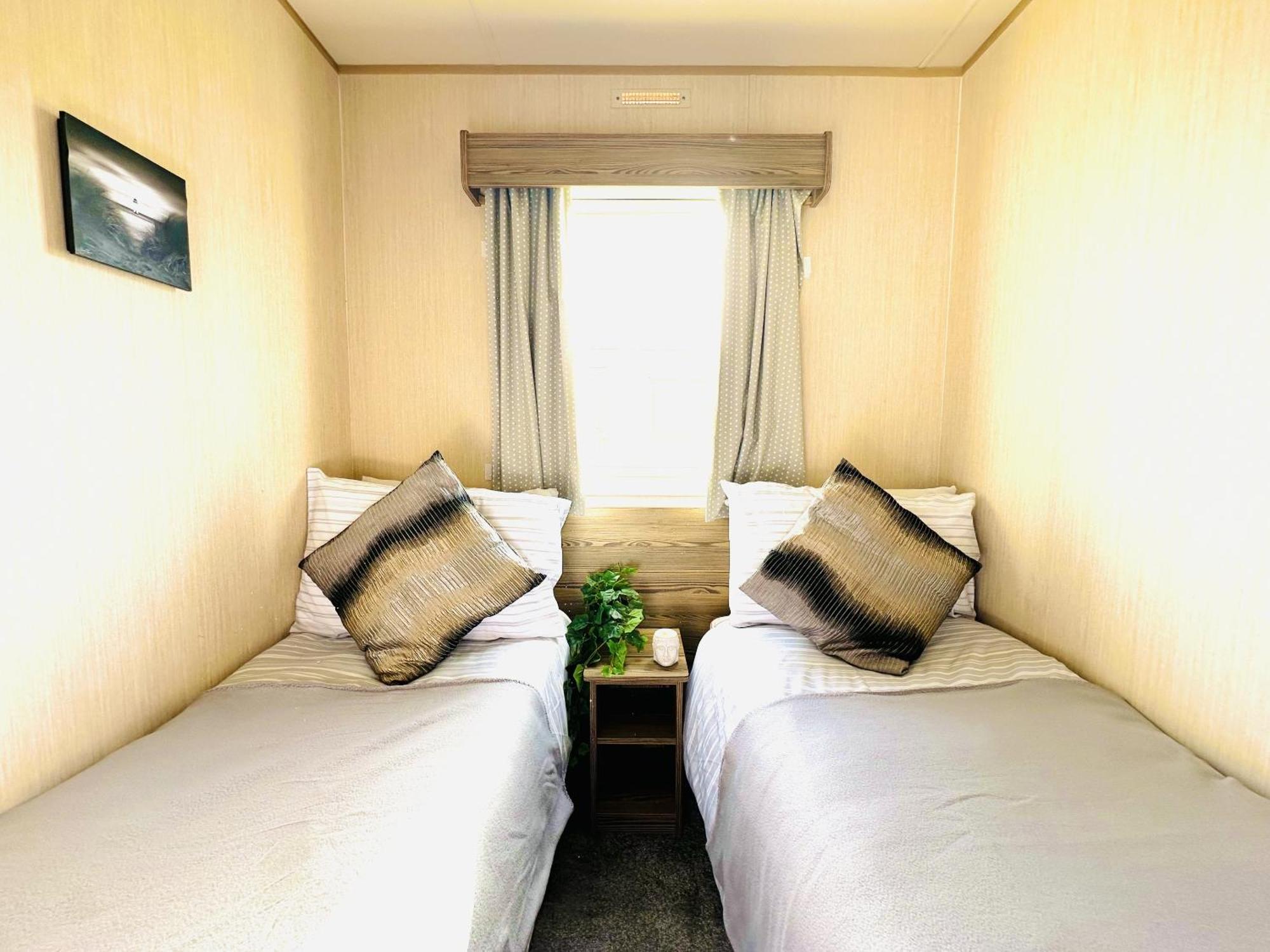 Dunlin Retreat Villa Фламбъро Екстериор снимка