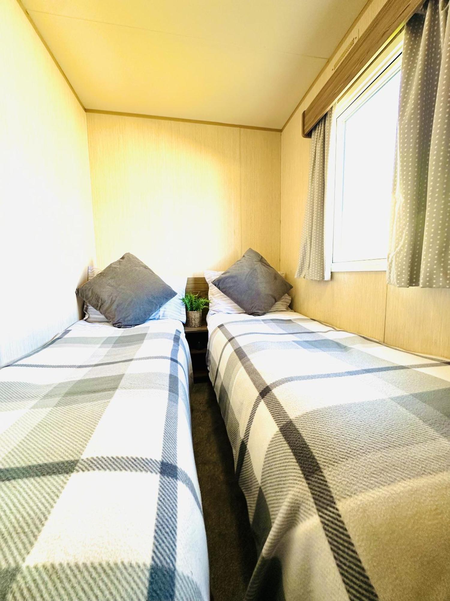 Dunlin Retreat Villa Фламбъро Екстериор снимка